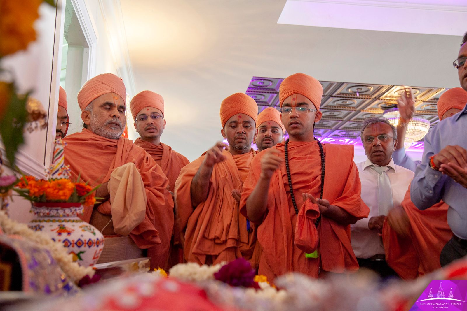 ©1987-2017 SKS Swaminarayan Temple East London